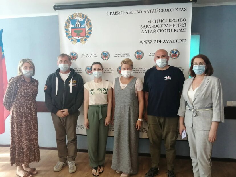 Специалист ИКБ №2 помогала врачам Алтайского края в борьбе с COVID-19