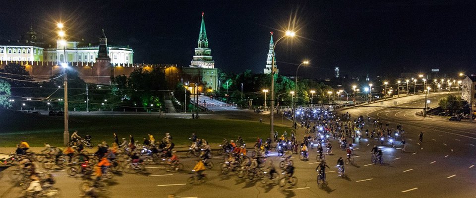 Приглашаем на ночной велопарад в Москве